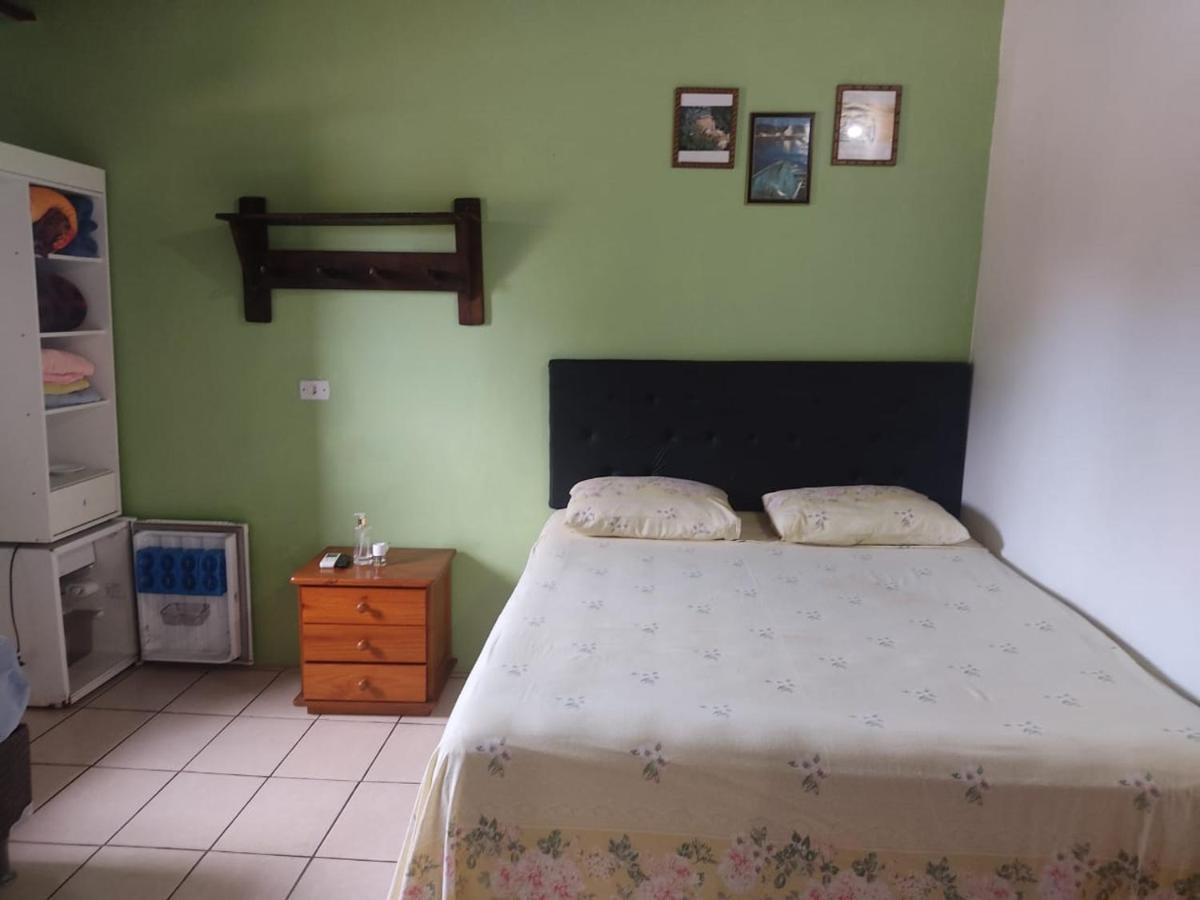 Suites Pouso Familiar Jose E Maria 帕拉蒂 外观 照片